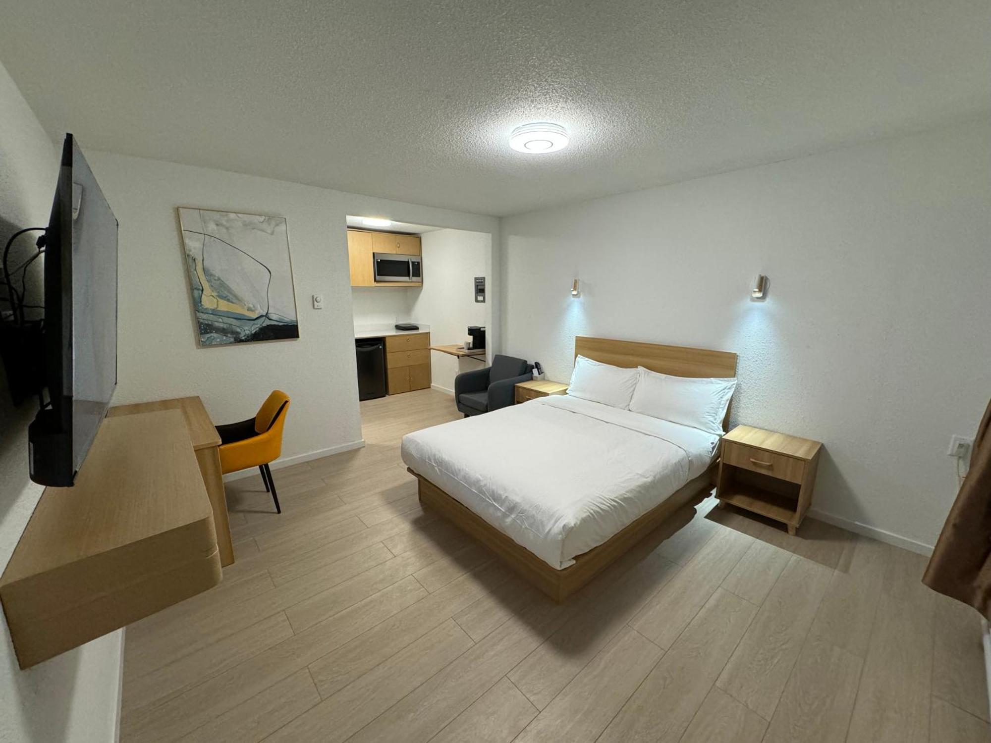 Motel Inntowne Ii