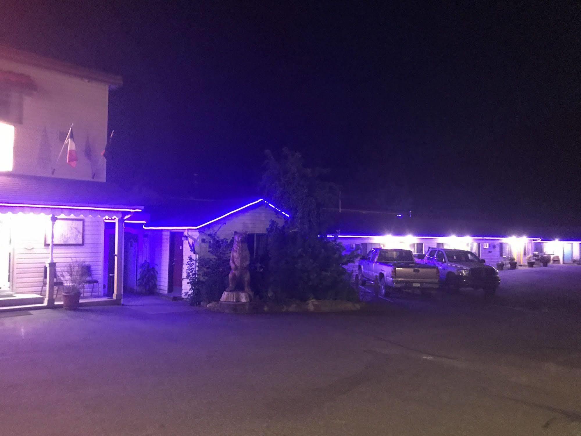 Inntowne Ii Motel