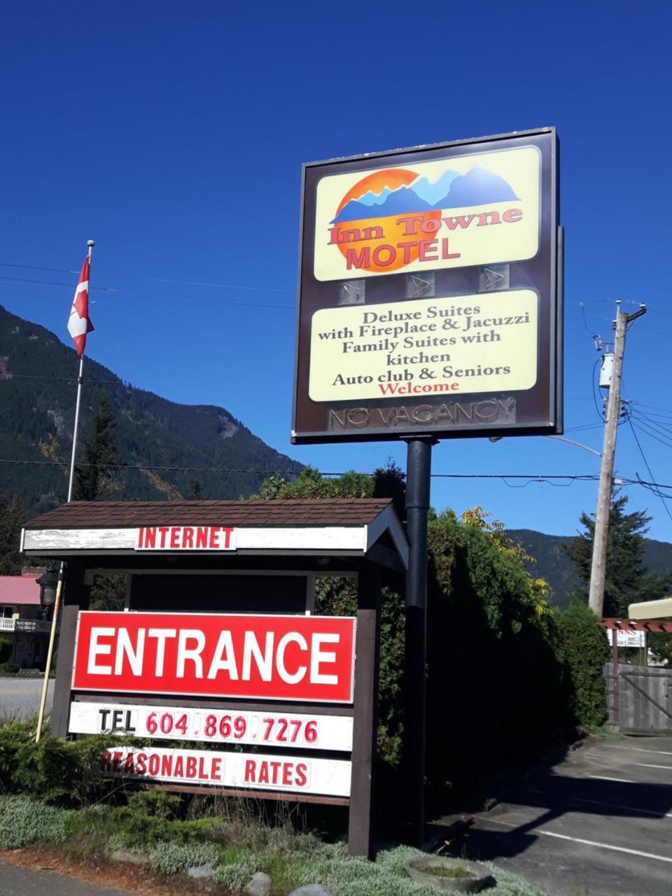 Motel Inntowne Ii 2*